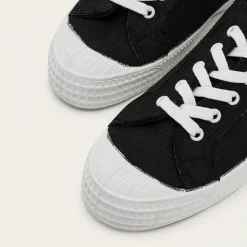 Sneakersy-Balagan Novesta Star Master Sneakersy Damskie Vegan, Czarne Na Bialym